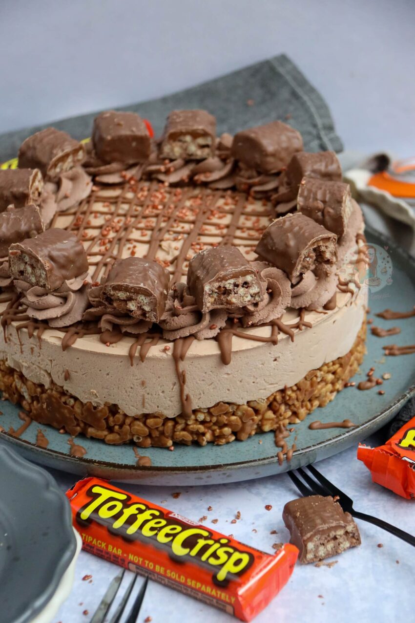 No-Bake Toffee Crisp Cheesecake!