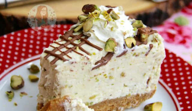 No Bake White Chocolate Pistachio Cheesecake!