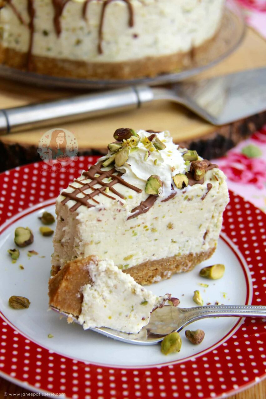 No Bake White Chocolate Pistachio Cheesecake!