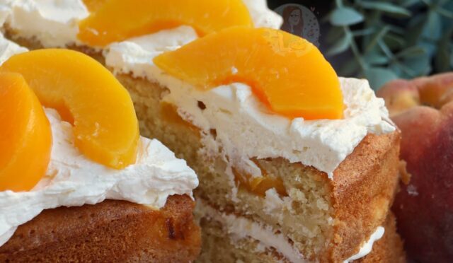 Peaches and Cream Cake!