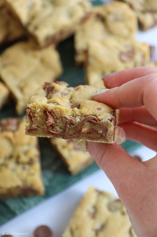 Rolo Cookie Bars!