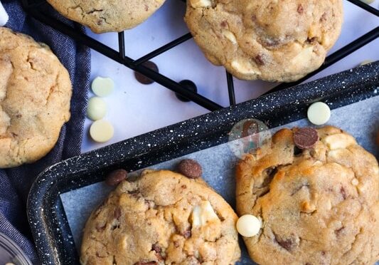 Salted Caramel Cheesecake Cookies!