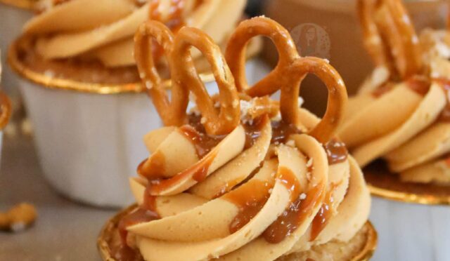 Salted Caramel Pretzel Cupcakes!