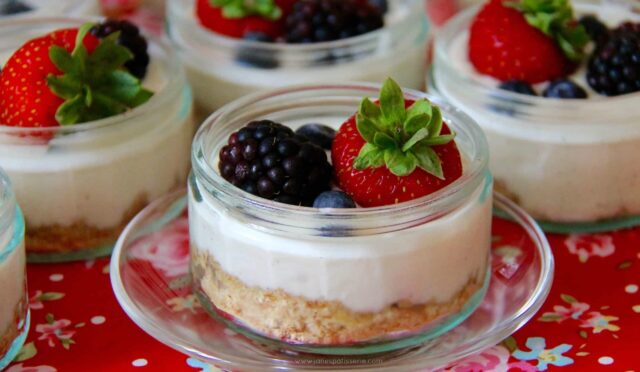 Skinny Mini Cheesecakes!