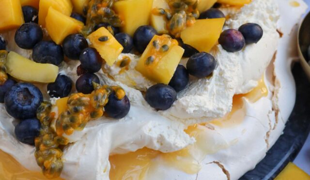 Spring Pavlova!
