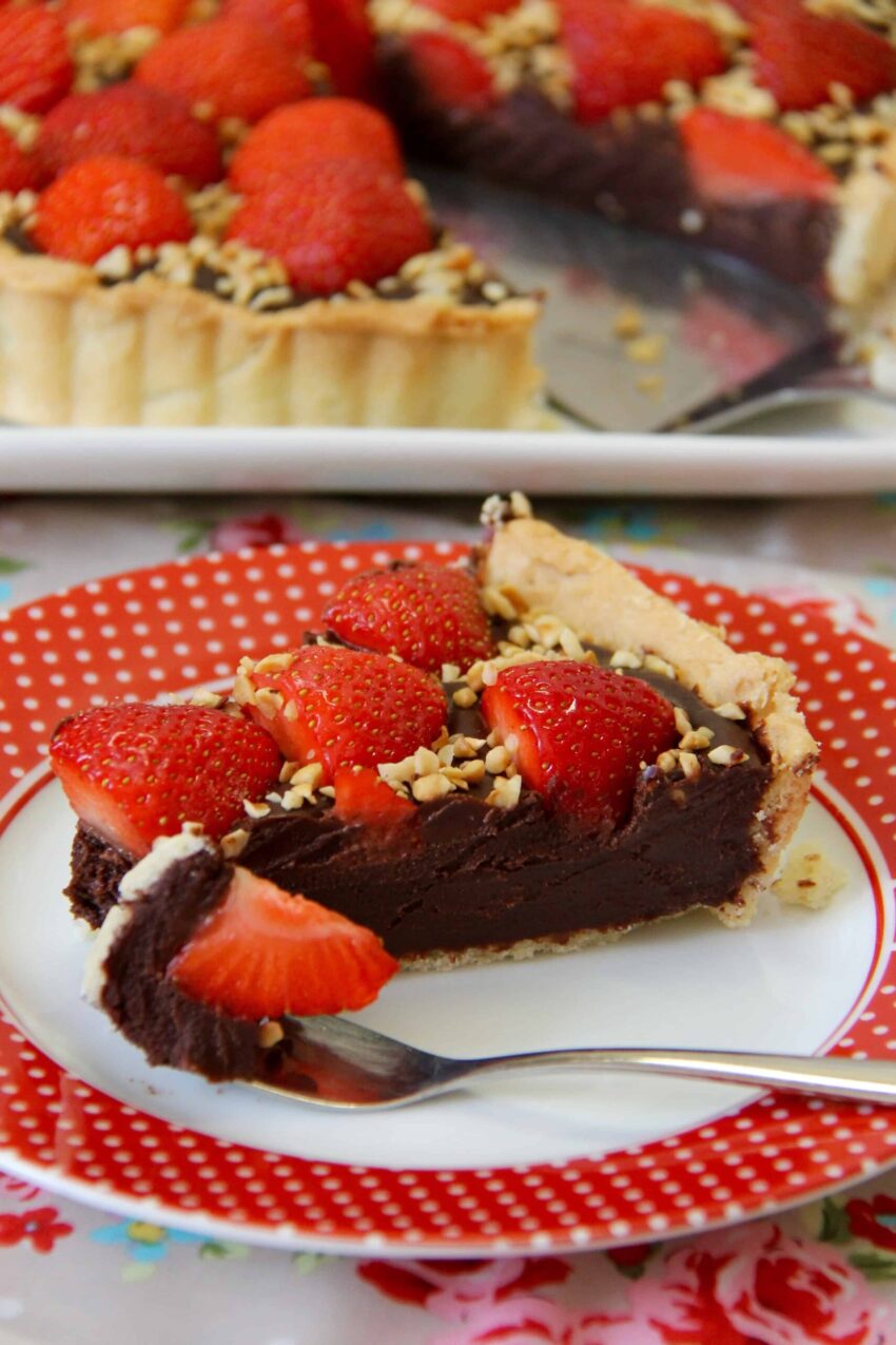 Strawberry Hazelnut Chocolate Tart!