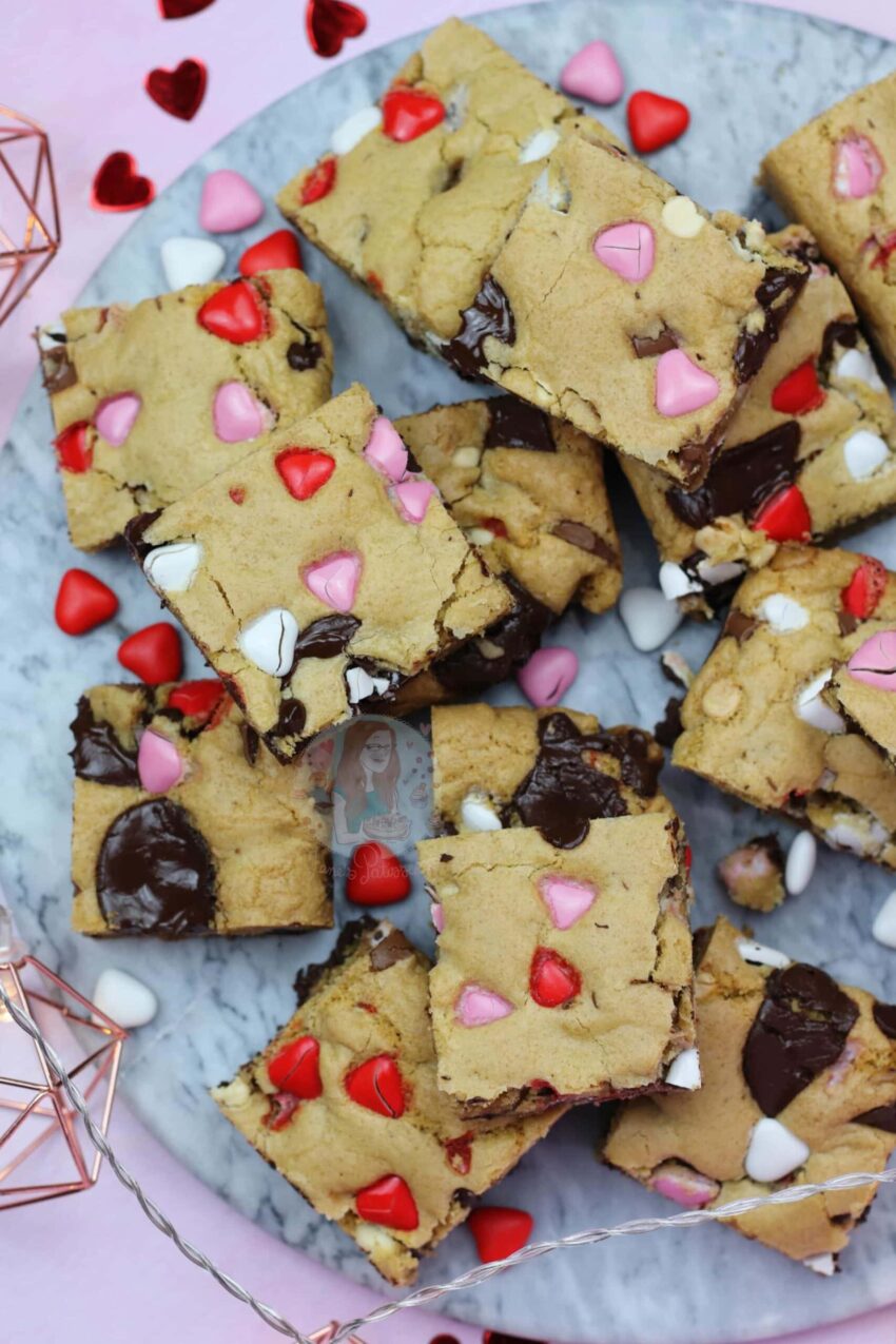 Valentines Cookie Bars!