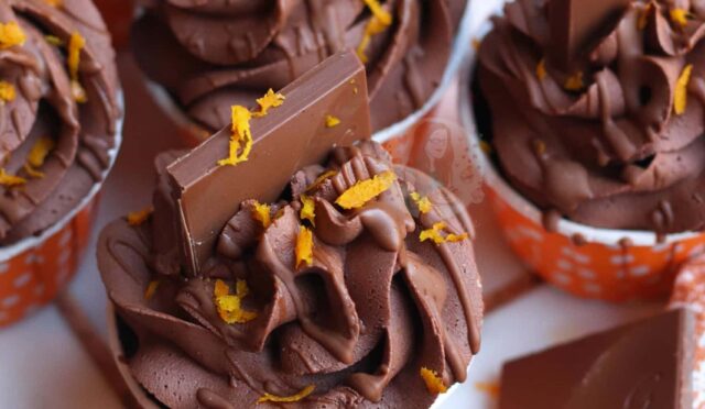 Vegan Chocolate Orange Cupcakes!