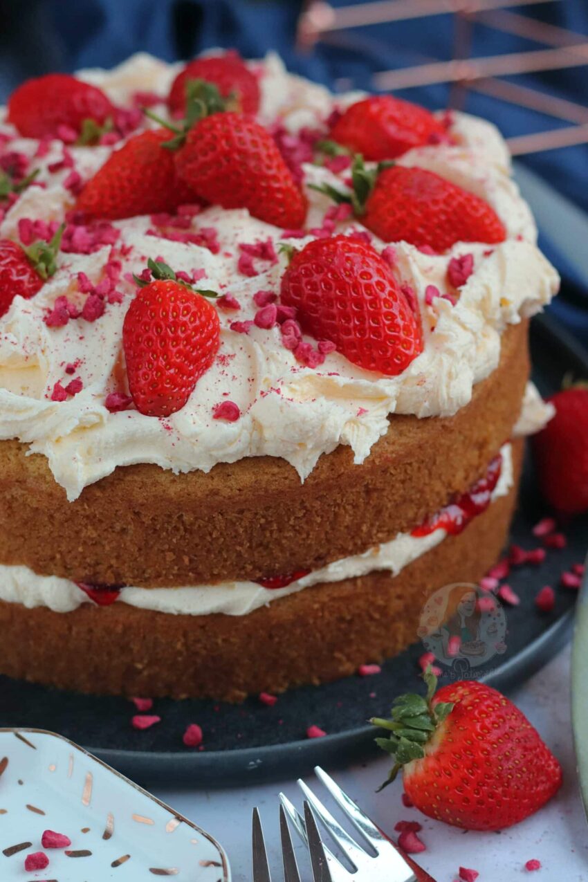 Vegan Victoria Sponge!
