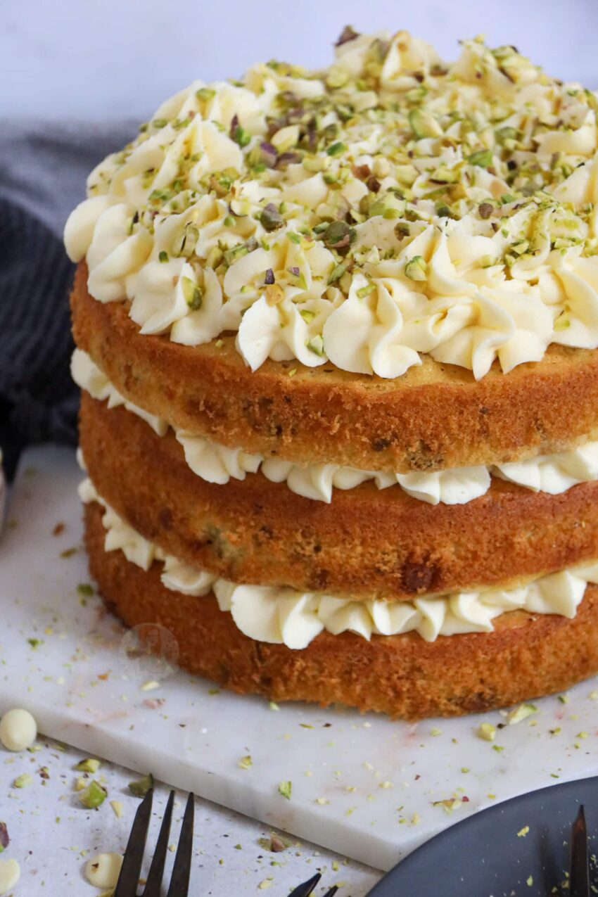 White Chocolate and Pistachio Cake!