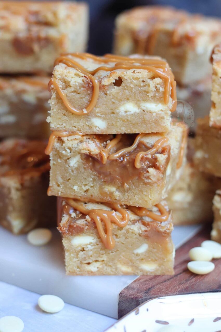 White Chocolate & Caramel Blondies!