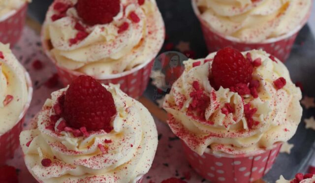 White Chocolate Raspberry Cupcakes