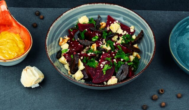 Beetroot and Goat Cheese Morning Salad