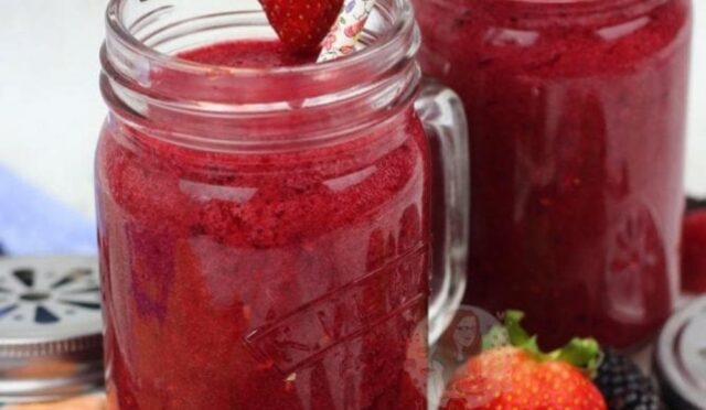 Summer Berry Smoothie!