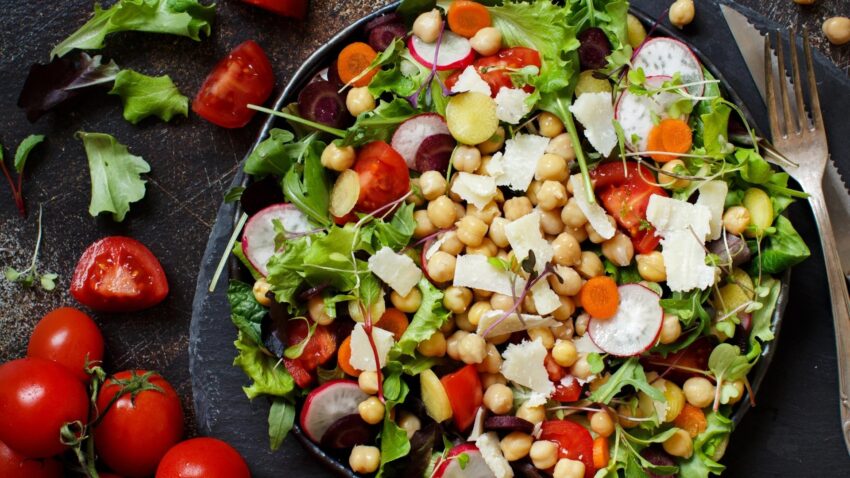 Mediterranean Chickpea Breakfast Salad